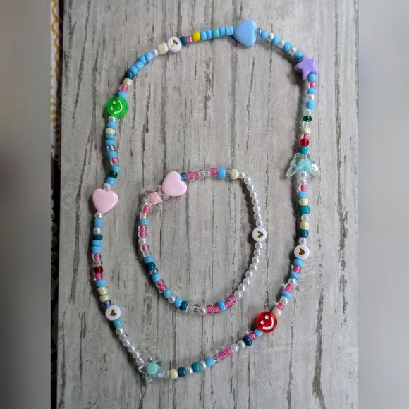 Colorful Beaded Kids Necklace And Bracelet Set - Picture 2 of 3